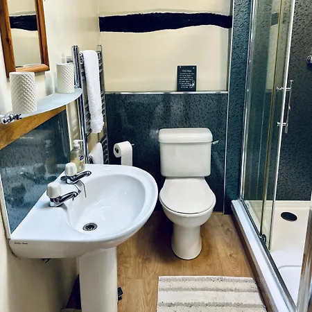 On The Brook * Braithwaite