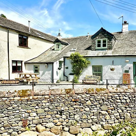 On The Brook Holiday home